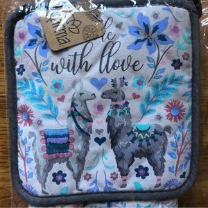 Llama Oven Mitt Pot Holder Set